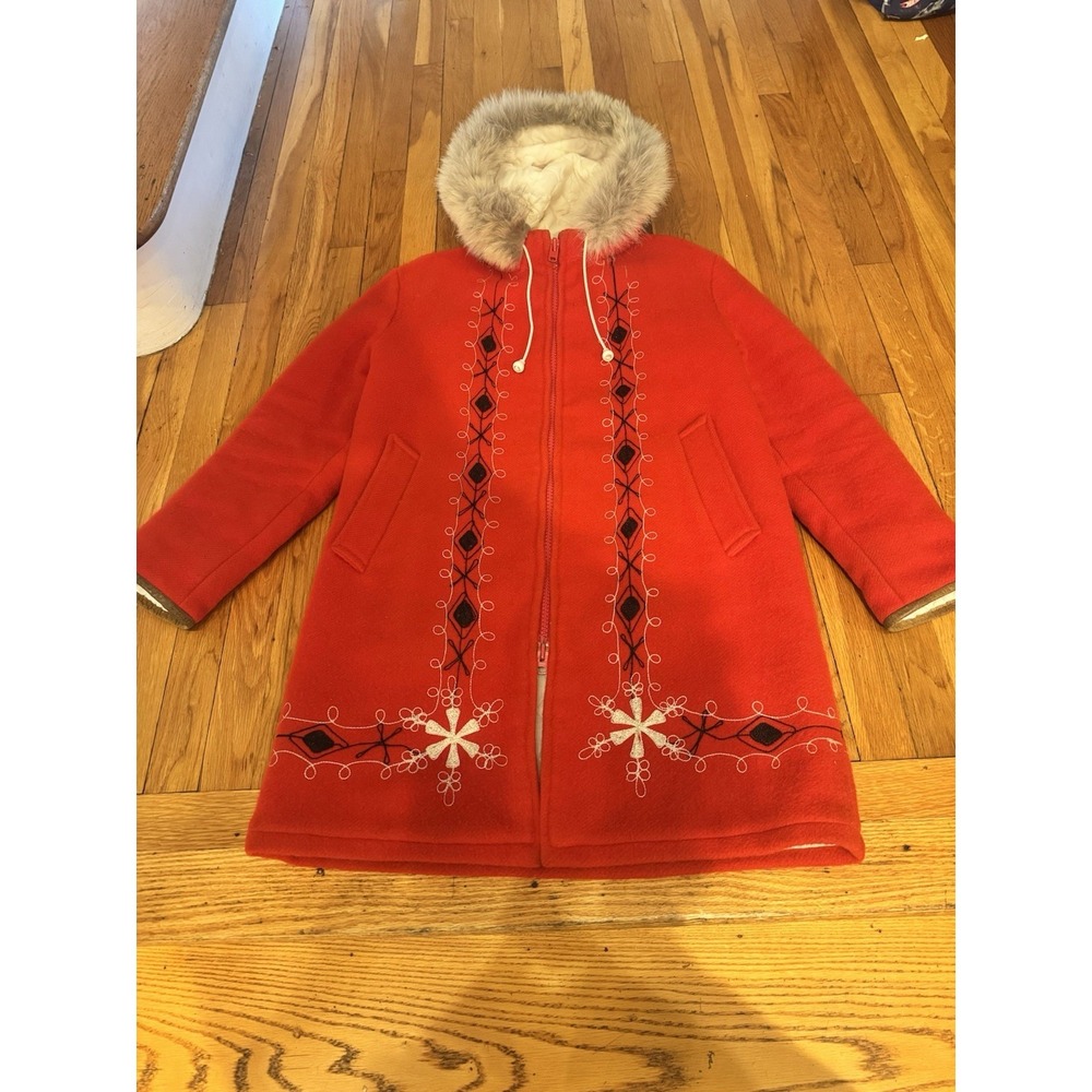 Vintage Hudson's Bay Women's Red Wool Parka Fur Hood Snowflake Embroidery M 70s